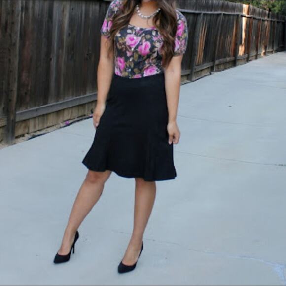 Moschino‎ Wool Skirt - Picture 1 of 5